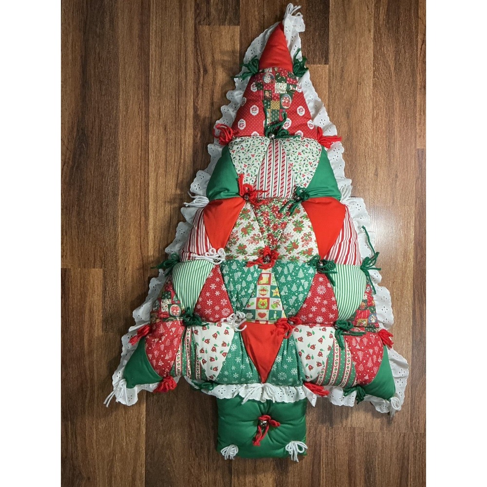Vtg Handmade Quilted Patchwork  Christmas Tree Wall Decor Eyelet Lace 38" Tall